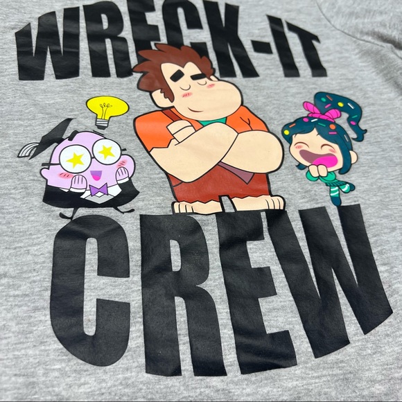 Wreck it Ralph girls top size small - Picture 2 of 4